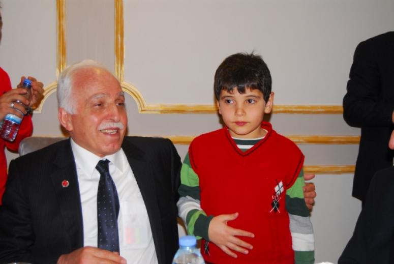 Saadet Partisi Genel Başkanı Mustafa Kamalak Afyonkarahisar'a geldi