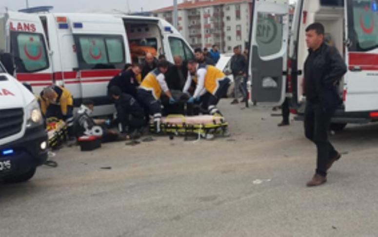 Afyon’da trafik kazası, 3 yaralı