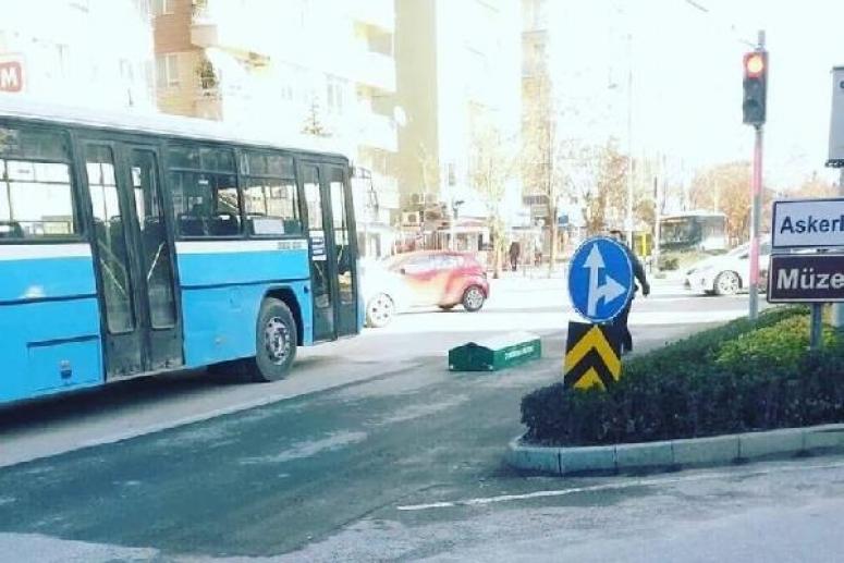 Tabut Yola Düştü