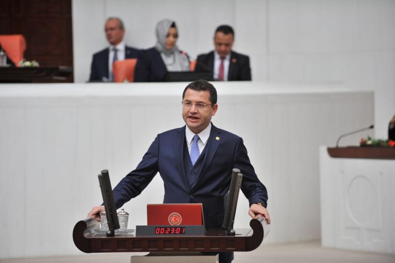 Onlar bizim başımızın tacıdır