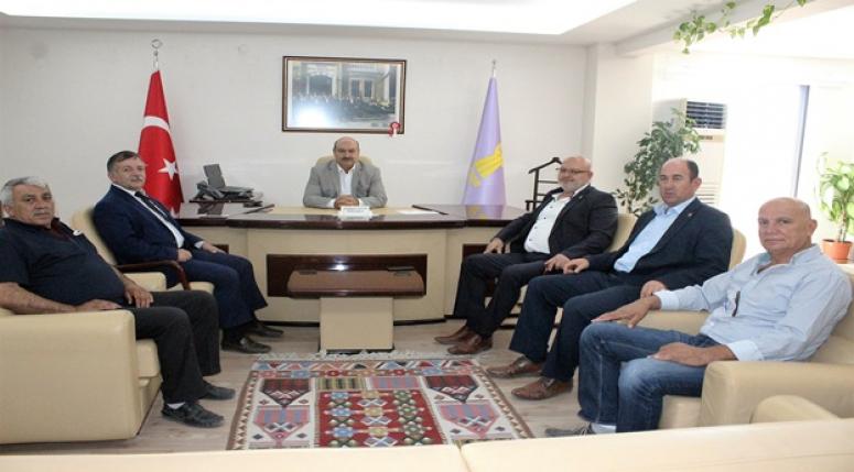 KARAGÖZ VE İGM ÜYELERİNDEN KONAK'A ZİYARET