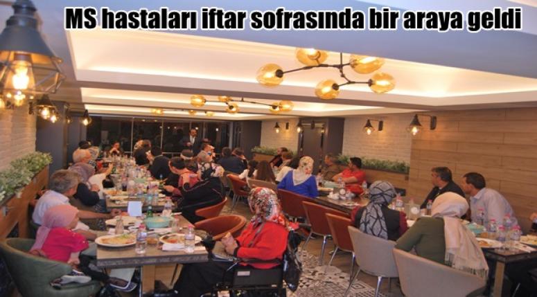 Afyon'da MS hastaları iftar sofrasında bir araya geldi