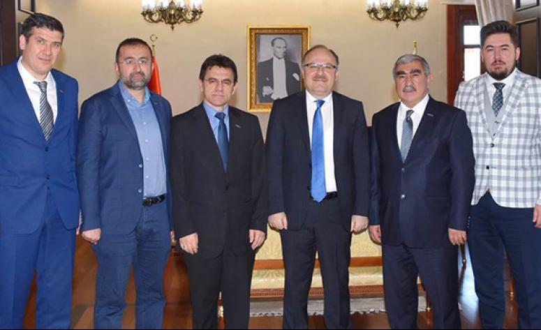 AFYON MÜSİAD yeni yönetiminden Vali Tutulmaz’a ziyaret
