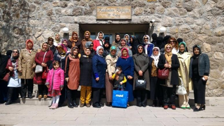 Milletvekili Hatice Özkal, "iki halk arasında ensar ve muhacir kardeşliği var"