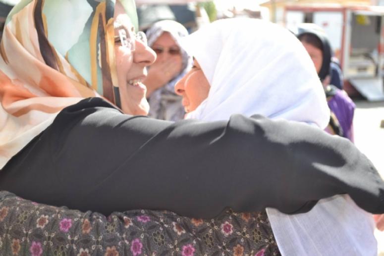 Özkal, tüm kadınların 8 Mart Dünya Kadınlar Günü’nü kutladı