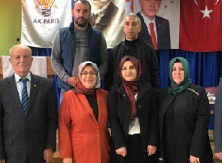 Milletvekili Özkal, kadın kolları kongrelerine katıldı