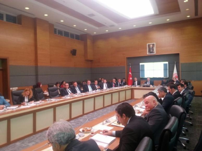 MEHMET PARSAK, SİYASİ ETİK İLE İLGİLİ ALT KOMİSYONUN ÜYESİ OLDU