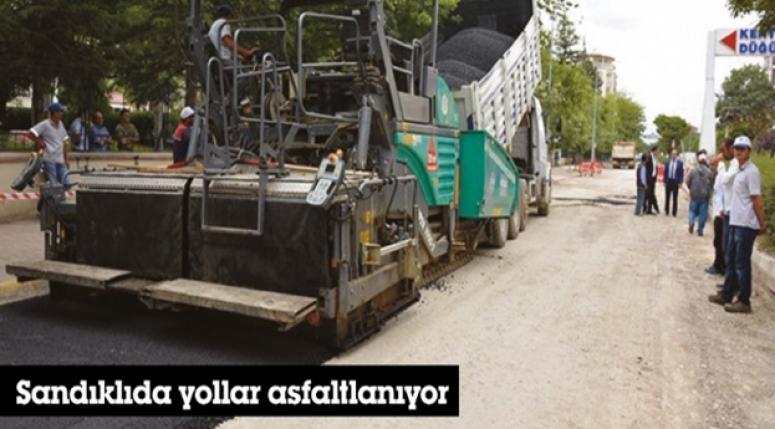 Sandıklıda yollar güzelleşiyor