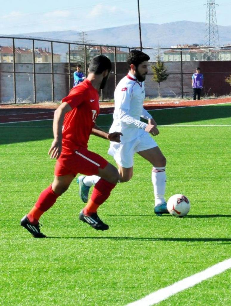 Sandıklıspor : 1 Beylerbeyi : 3