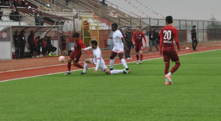Sandıklı, Torbalıspor’a mağlup oldu