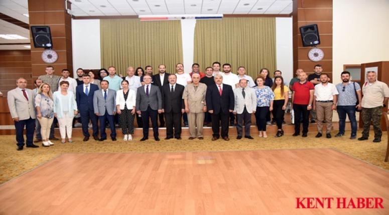 REKTÖR SOLAK BASIN MENSUPLARIYLA KAHVALTIDA BULUŞTU