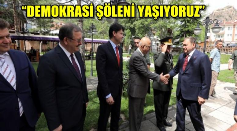 BAYRAMLAŞMA AFYON TAŞ MEDRESEDE YAPILDI !!!